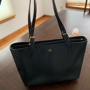 Tory Burch black tote!